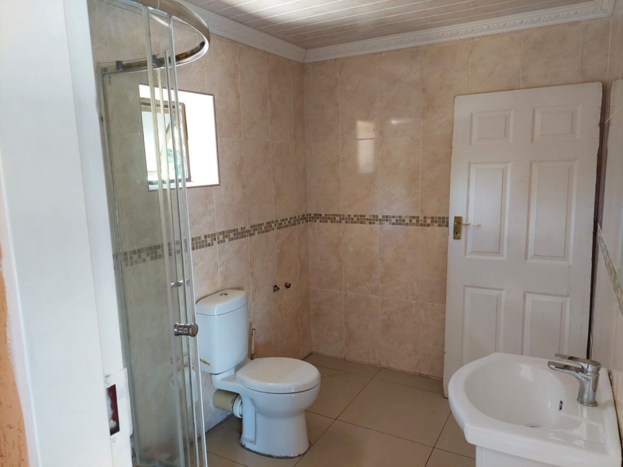 To Let 1 Bedroom Property for Rent in La Hoff North West